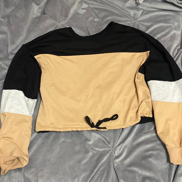 Sweatshirt - Picture 1 of 1